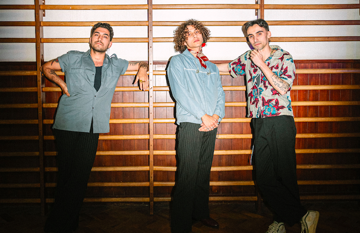 EXPRESSO TRANSATLÂNTICO RELEASE NEW SINGLE “AVALANCHE”